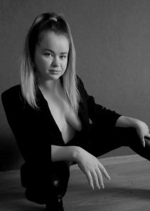 Фото проститутки МАРИНА №2 в городе Магадан